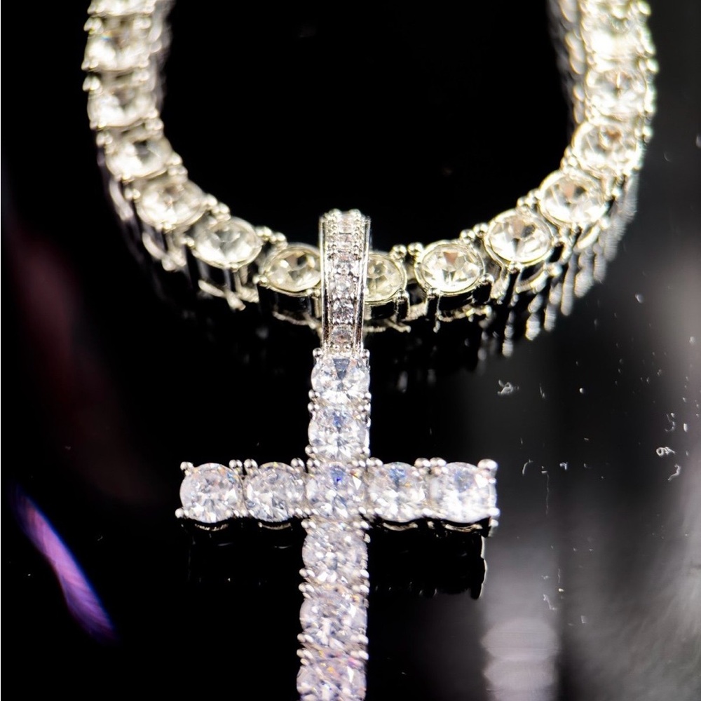 White Gold Plated CZ Cross Pendant + Tennis Chain Necklace 20” - Picture 4 of 4